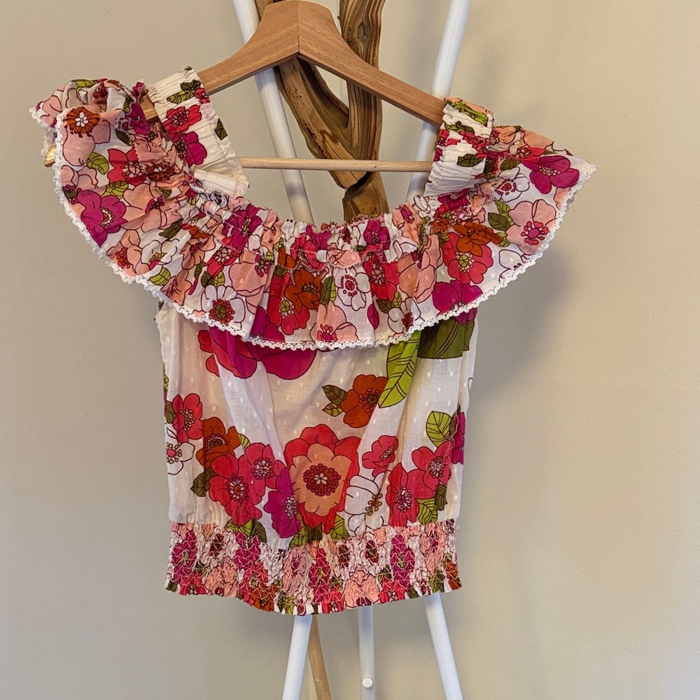 Floral Ruffle Women's Top - Picture 3 of 5